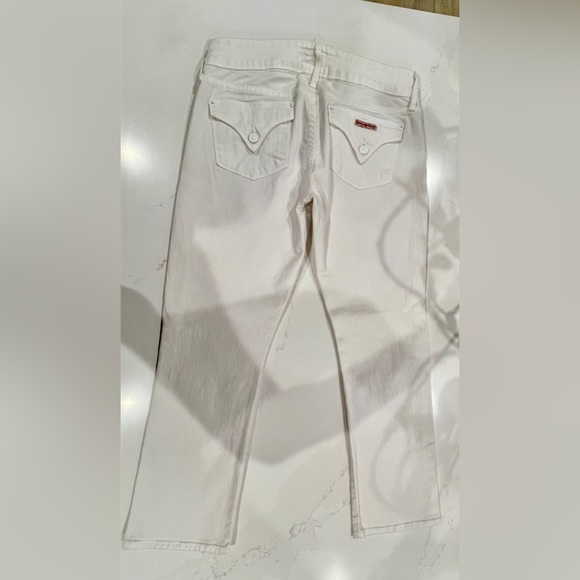 HUDSON white jeans w/back pocket flap. RN#107906 CA#00635. Bootcut, stretch. - Picture 6 of 10